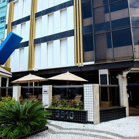 Apto Frente Mar Bal Camboriu Pe Na Areia Fantastica E Encantadora Vista Mar Balneário Camboriú Exterior foto